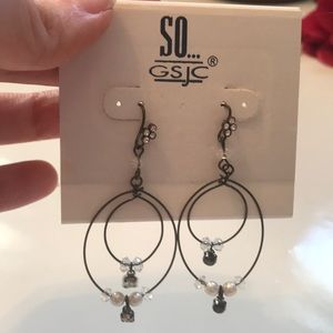 NWOT Delicate earrings